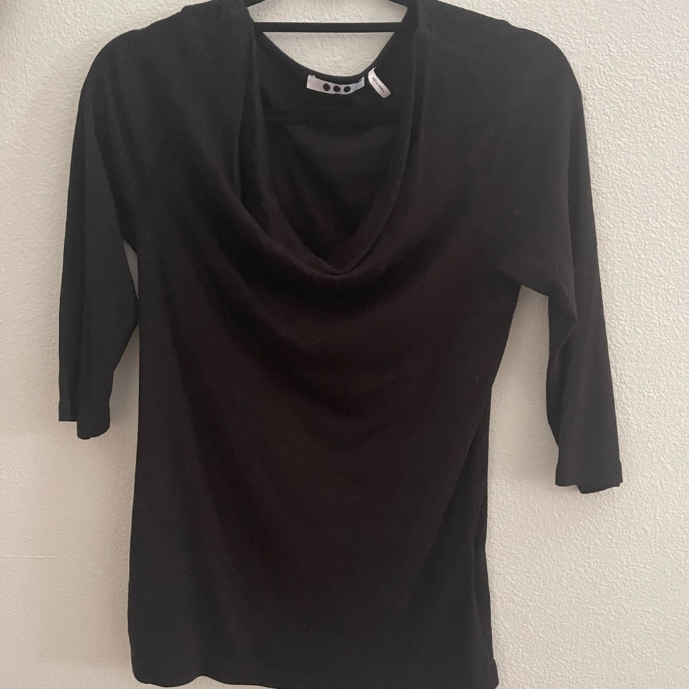 Three Dots Top Size L